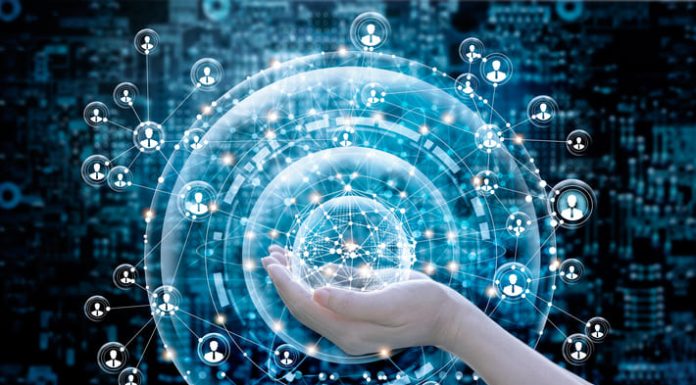 IT Leaders Must Collaborate to Thrive in the Face of Disruption IT Leaders Must Collaborate to Thrive in the Face of Disruption