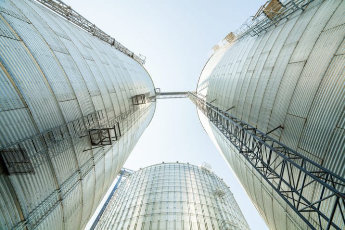 Bridging Silos: Aligning Innovators with Strategic Leaders