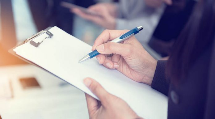 Why You Should Get Personalised Clipboards with Jumbo Traditional Clips for your Business