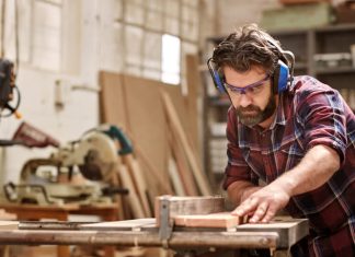 Seven Reasons Why You Need An Expert Tradesman