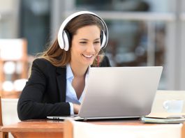 women in leadership/online degree