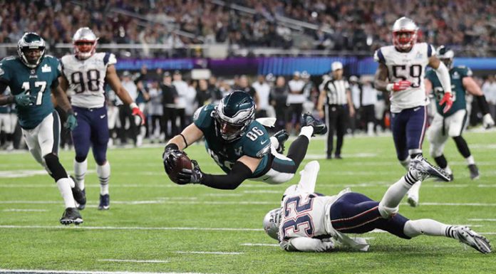 Leading an Upstart Victory: Fateful Decisions That Carried a Mid-Ranking American Football Team to a National Championship