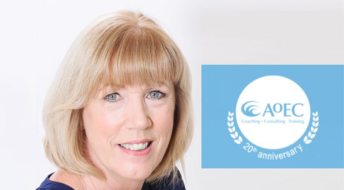 The Coach Route to Transformation: Helping Individuals and Organisations to Arrive at their Full Potential Gina Lodge