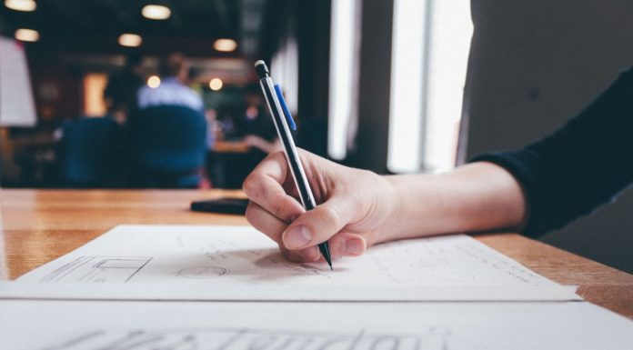 Why Students Need To Hire Writing Services