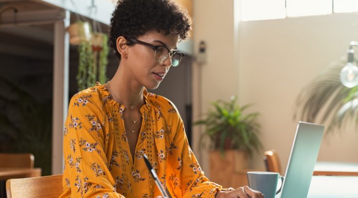 A Few Reasons Why it Makes Sense to Opt for an Online Business Degree