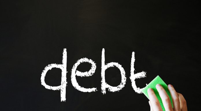 Avalanche or Snowball: The Debate on How to Pay Off Debt