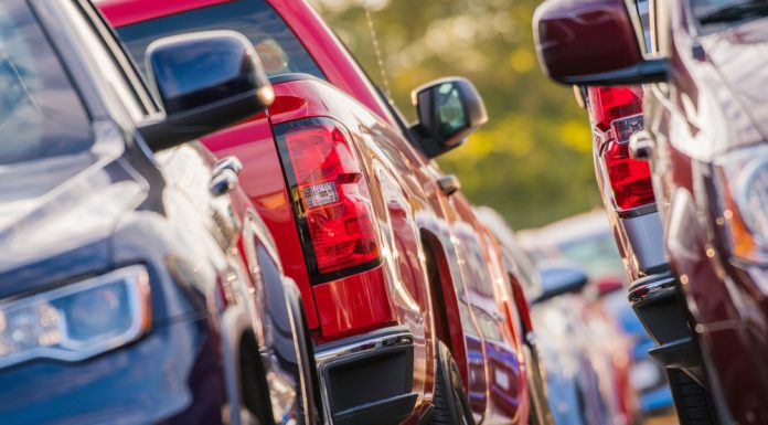 Know How to Differentiate Between Fake and Original VIN History Report cars