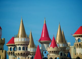 Las Vegas themed hotels