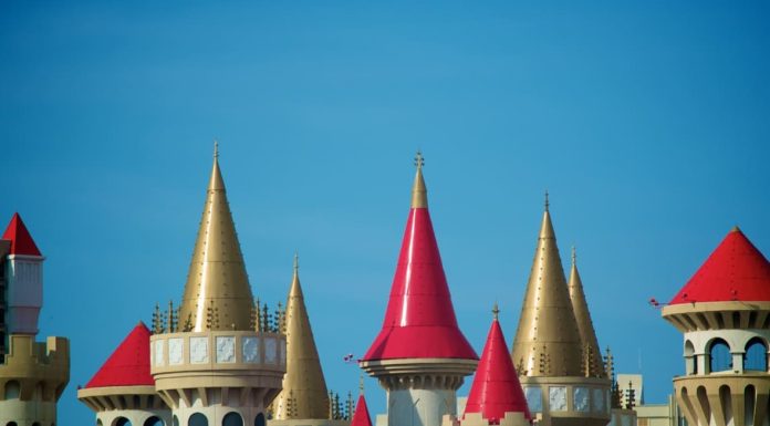 Las Vegas themed hotels