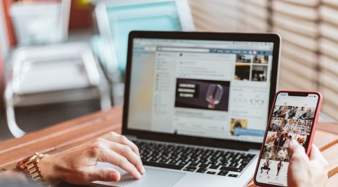 5 Things You Do Everyday That Make You Vulnerable Online red iphone-x