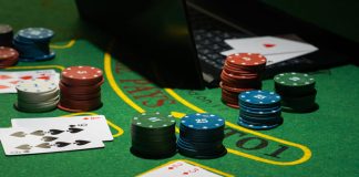 4 Ways to Increase Your Luck in Online Poker