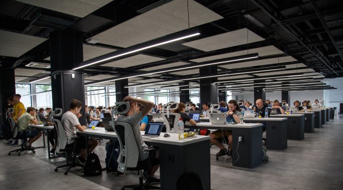 Advances in tech increases demand for multi-skilled employees