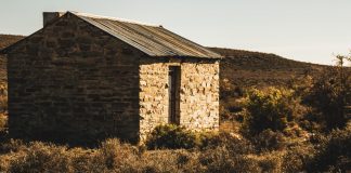 Top 7 reasons to have a stone house