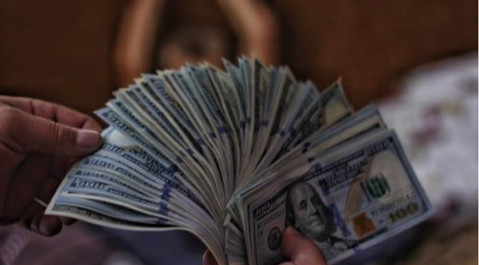 7 Helpful Tips to Cut Mailing and Shipping Costs