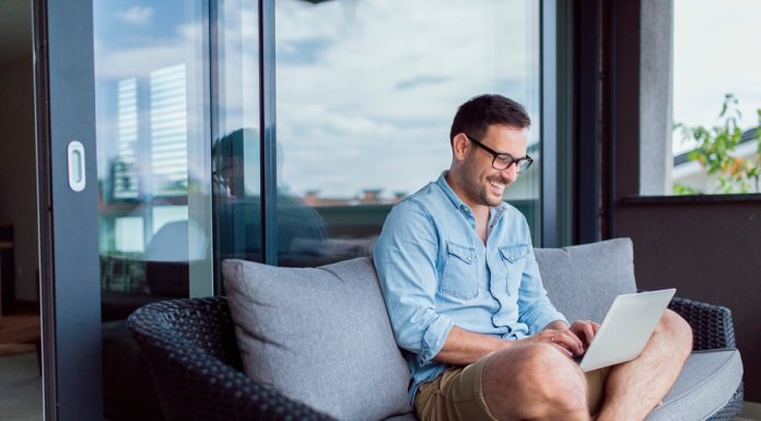 5 Tips on How to Stay Healthy Whilst Home Working