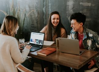 7 Useful Resources and Products Every College Student Should Know About