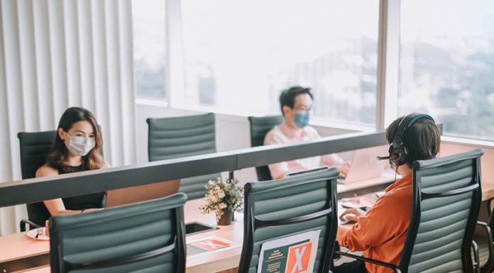 6 Discussions To Have With Your Employees When Coming Back To Office