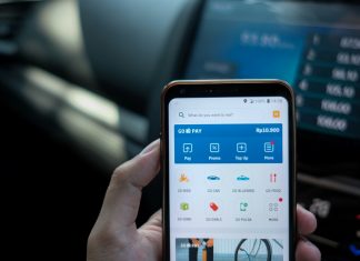 Overcoming customer acquisition cost challenges in fintech