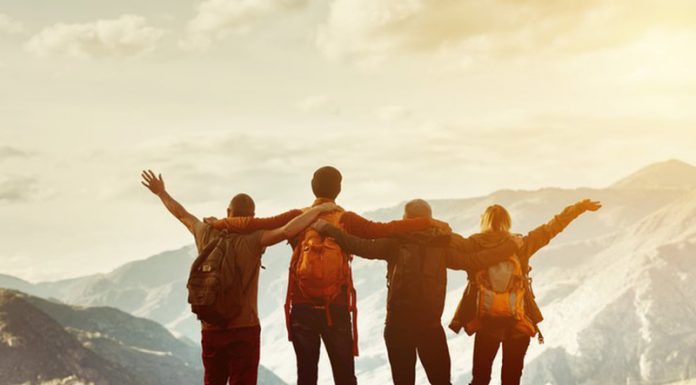 6 Tips to Build Confidence to Travel