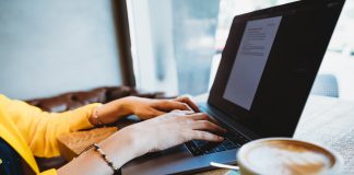 5 Business Opportunities Every Student Should Not Miss