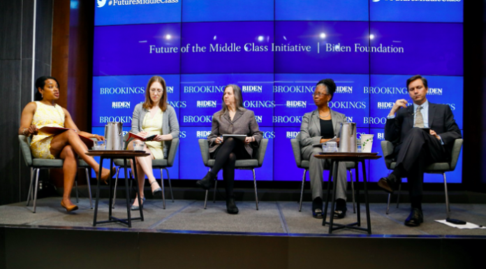 What leadership policies can help uplift the middle class?