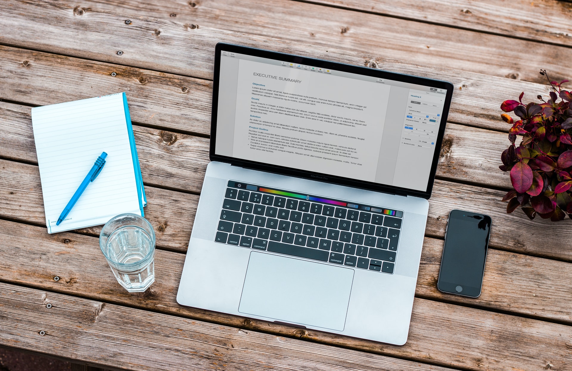 4 Key Tactics The Pros Use For essay writer