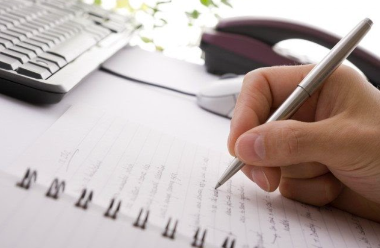 9 Reasons To Choose Custom Essay Writing Services - The European Business Review