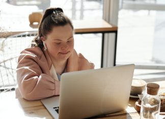 What Can Business Owners do to Help Disabled Employees Work from Home?