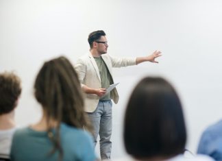 Career Choices in Educational Field to Keep Your Pocket Warm