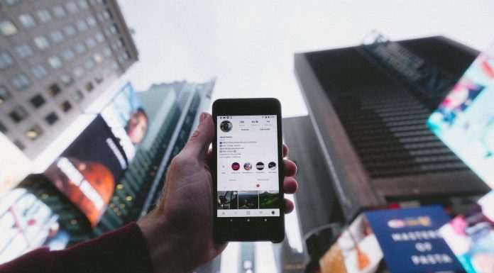 How IoT Transforms the Retail Industry IoT