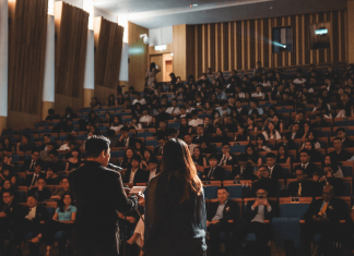 How to Hold A Multi-Language Live Event