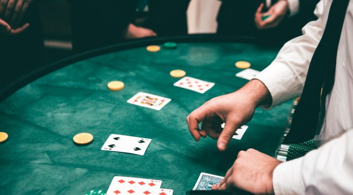 Facts and Career opportunities for positioning and popularity of a casino dealer