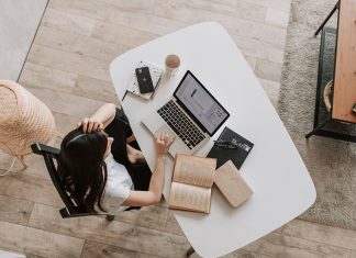 Juggling A Full-Time Job And Online Education: How To Cope Full-Time Job And Online Education