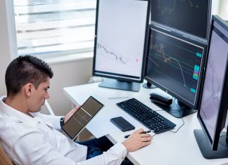 bitcoin trader