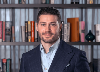 David vs. Goliath: The Struggle of Fintechs in a Traditional Banking World Dr. Ozan Ozerk