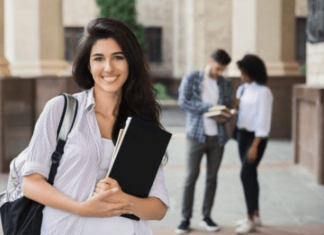 Why Should Students Choose India for Higher Education? Students