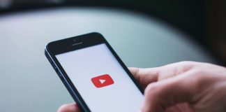 Streaming vs. Torrent