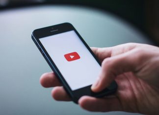 Streaming vs. Torrent