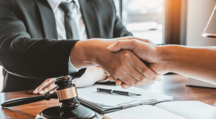 Tips for Hiring the Right Employment Lawyer