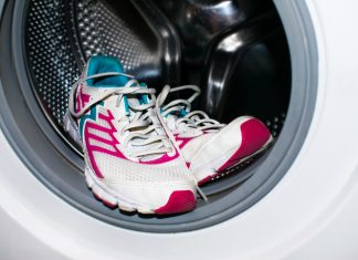 Athletic shoe wash
