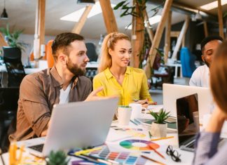 15 Tips for Marketers to Effectively Communicate with Designers designers