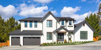 12 Trendy Modern Farmhouse Exterior Designs trendy house