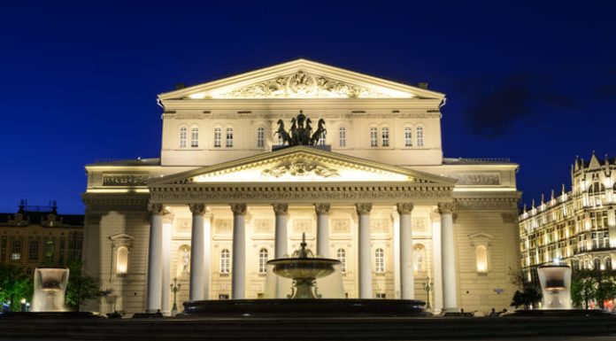 7 Different Types of Houses Around The World palace