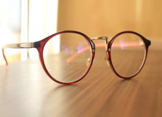 eyeglass frame size