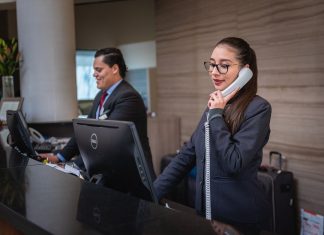 Receptionist