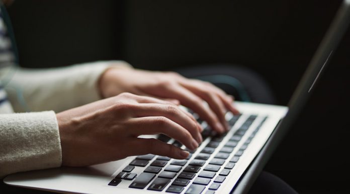 Guide to Freelance Work for World Travelers