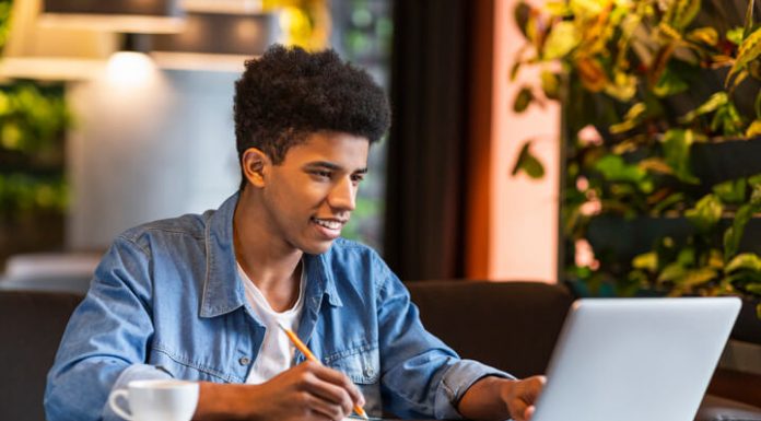 6 Interesting Summer Jobs for Teenagers Interested in Business Summer Job