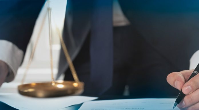 Why UK In-House Lawyers Are in Such Demand? In-house lawyers