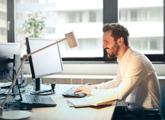 Nailing the Email Marketing Pitch – The Top Tricks and Strategies email marketing