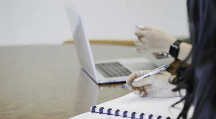 Pro Essay Writers: Get Help From One of the Most Experienced Teams of Writers Essay Writing